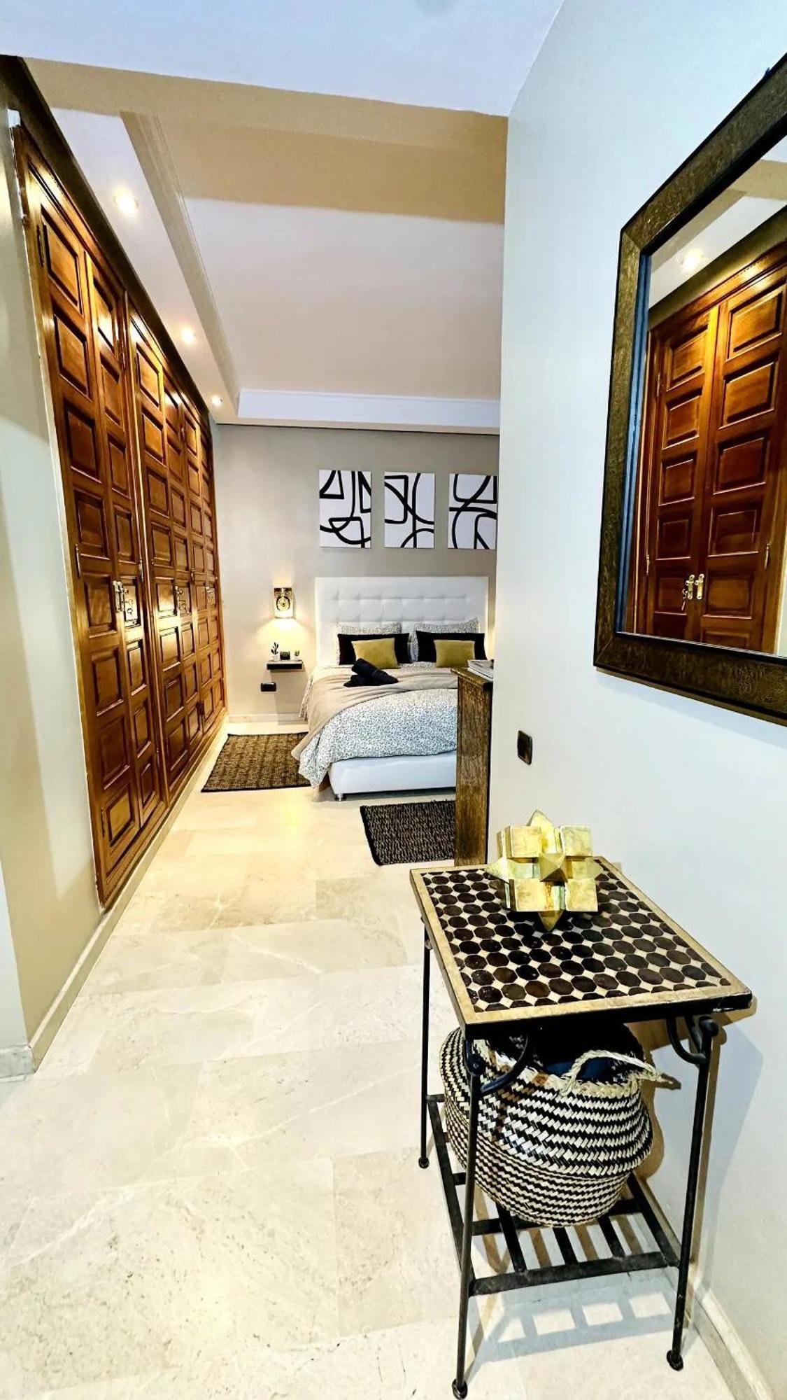 Exclusive Luxury Apartement In Central Gueliz Маракеш Екстериор снимка